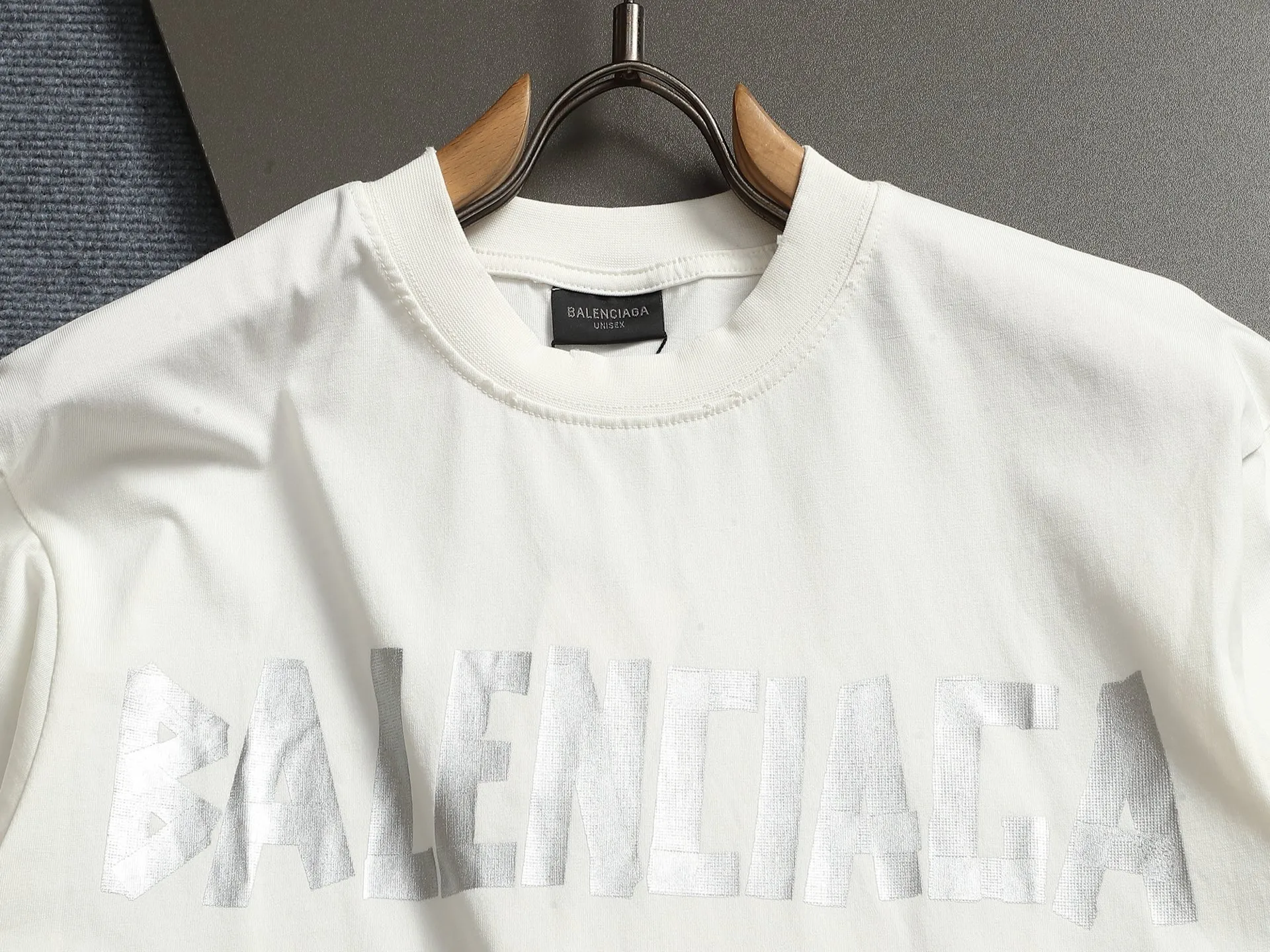 BALENCIAGA 2026 Logo ， Retro Same Style T 320 Versatile : Black Size：XS S M L